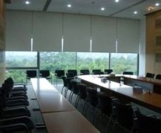 會議室遮光隔熱卷簾